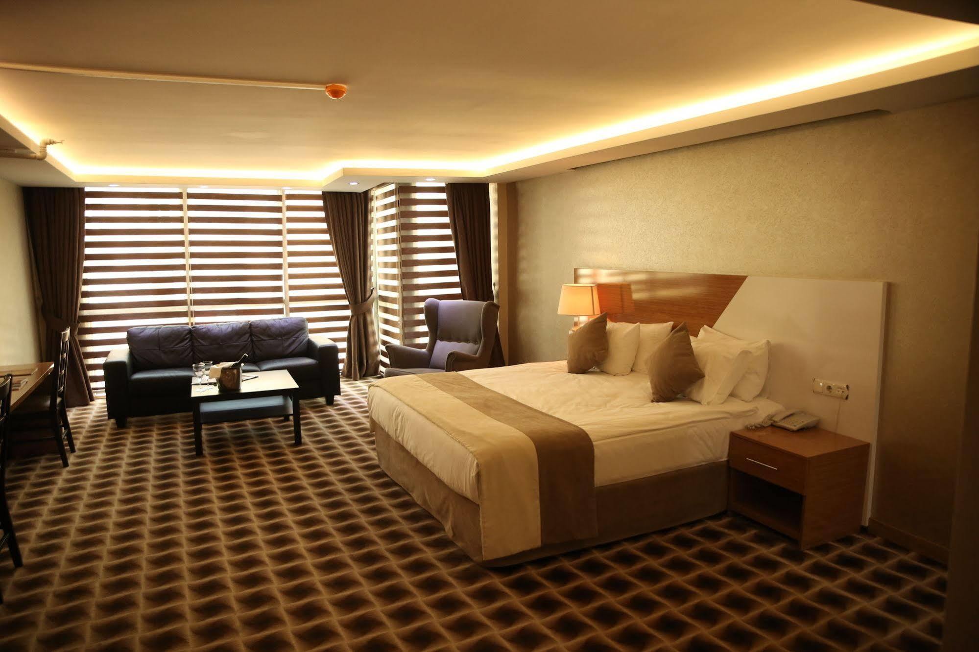 Way Hotel İzmir Exterior foto